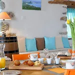 D'hotes Idiartekoborda Bed & Breakfast 3*