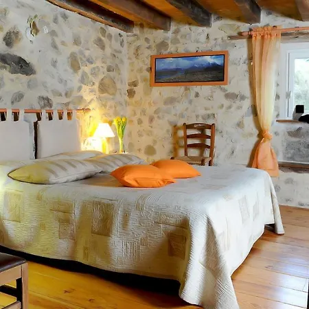 D'hotes Idiartekoborda 3* سانت إتيان دو بايجوري