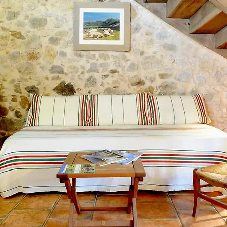 فندق مبيت وإفطار D'hotes Idiartekoborda 3*