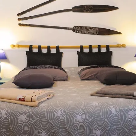 D'hotes Idiartekoborda فندق مبيت وإفطار سانت إتيان دو بايجوري