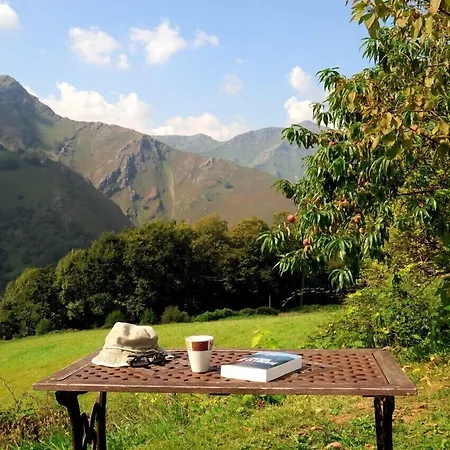 D'hotes Idiartekoborda 3* سانت إتيان دو بايجوري